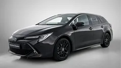 Zwart, metallic lak Gebruikt 2019 Toyota Corolla Executive Stationwagen | € 25.900 (Eerlijke prijs)