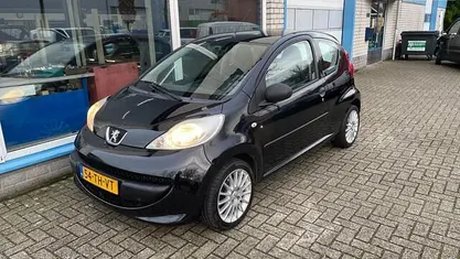 Gebruikt 2006 Peugeot 107 Hatchback | € 1.500 (Eerlijke prijs)