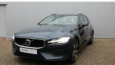 Blauw Gebruikt 2024 Volvo V60 Stationwagen | € 37.750 (Super prijs)