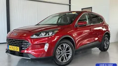 Rood Gebruikt 2020 Ford Kuga Titanium SUV | € 23.950 (Eerlijke prijs)