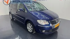 Blauw Gebruikt 2008 VW Touran Highline MPV | € 4.995 (Eerlijke prijs)