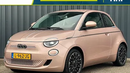 Roze Gebruikt 2021 Fiat 500e La Prima Hatchback | € 18.440 (Super prijs)