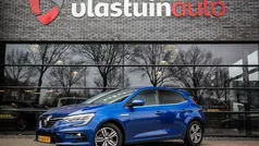 Blauw Gebruikt 2021 Renault Mégane IV Intens Hatchback | € 16.850 (Eerlijke prijs)