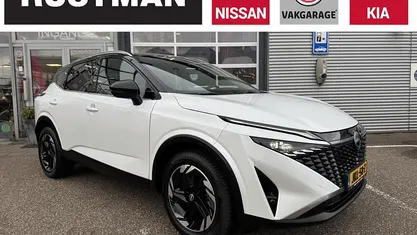 Wit Gebruikt 2025 Nissan Qashqai N-Connecta SUV | € 35.850 (Eerlijke prijs)