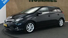Gebruikt 2017 Toyota Auris Hybrid Hatchback | € 14.645 (Eerlijke prijs)