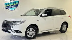 Wit Gebruikt 2020 Mitsubishi Outlander P-HEV SUV | € 22.240 (Eerlijke prijs)