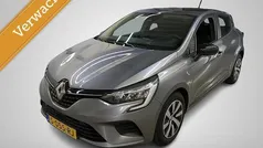 Gebruikt 2023 Renault Clio V Equilibre Hatchback | € 15.950 (Eerlijke prijs)