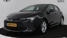Gebruikt 2023 Toyota Corolla Hybrid Active Hatchback | € 26.445 (Eerlijke prijs)