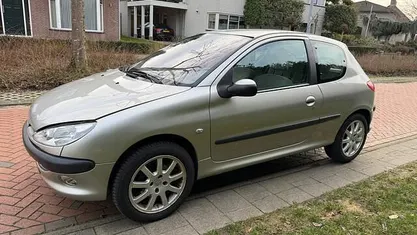 Occasion Peugeot 206 88 PK (64 kW) 2004 Hatchback