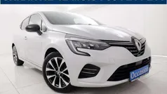 Grijs Gebruikt 2022 Renault Clio V Techno Sedan | € 16.250 (Eerlijke prijs)