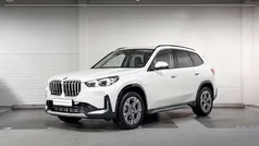 Mineralweiss metallic (a96) (wit metallic) Gebruikt 2025 BMW X1 Comfort Edition SUV | € 51.900 (Super prijs)