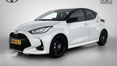 Gebruikt 2023 Toyota Yaris Hybrid Executive Hatchback | € 27.445 (Eerlijke prijs)