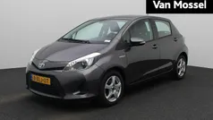 Gebruikt 2014 Toyota Yaris Hybrid Hatchback | € 10.900 (Eerlijke prijs)
