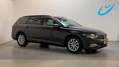 Gebruikt 2021 VW Passat Business Stationwagen | € 20.400 (Goede deal)
