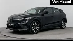 Gebruikt 2023 Renault Mégane Evolution Hatchback | € 24.940 (Goede deal)