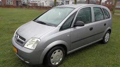 Occasion Opel Meriva 90 PK (66 kW) 2004 Grijs (metallic) MPV