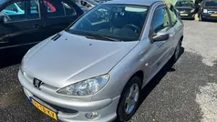 Grijs Gebruikt 2006 Peugeot 206 Hatchback | € 1.250 (Eerlijke prijs)