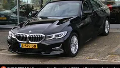 Gebruikt 2021 BMW 318 Executive Sedan | € 26.795 (Goede deal)