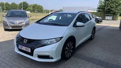 Wit Gebruikt 2015 Honda Civic Lifestyle Stationwagen | € 7.850 (Goede deal)