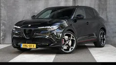 Zwart Gebruikt 2025 Alfa Romeo Junior Veloce SUV | € 39.995 (Eerlijke prijs)