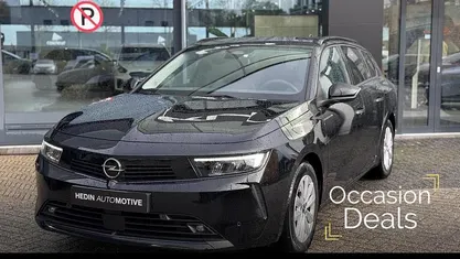 Zwart Gebruikt 2025 Opel Astra Business Stationwagen | € 26.945 (Goede deal)