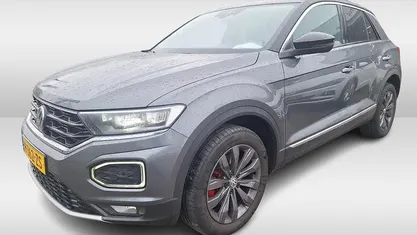 Occasion 2020 VW T-Roc Sport SUV | € 25.450 (Eerlijke prijs)