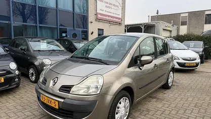 Occasion Renault Grand Modus Expression 101 PK (74 kW) 2009 MPV