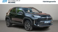 Zwart Nieuw 2024 Toyota Yaris Cross Edition SUV | € 31.950 (Goede deal)