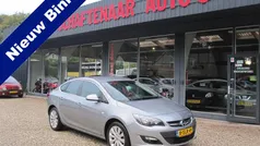 Gebruikt 2013 Opel Astra Cosmo Sedan | € 6.950 (Eerlijke prijs)