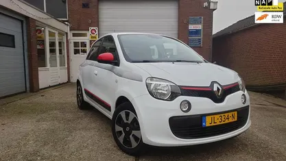 Wit Gebruikt 2016 Renault Twingo Collection Hatchback | € 8.700 (Eerlijke prijs)