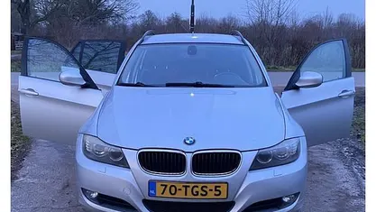 Grijs (metallic) Gebruikt 2008 BMW 320 Executive Stationwagen | € 2.850 (Goede deal)