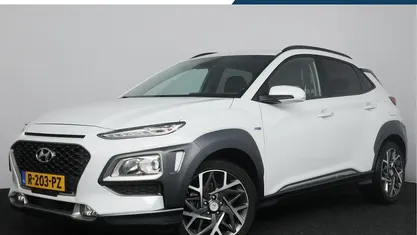 Wit Occasion 2022 Hyundai Kona SUV | € 18.900 (Super prijs)