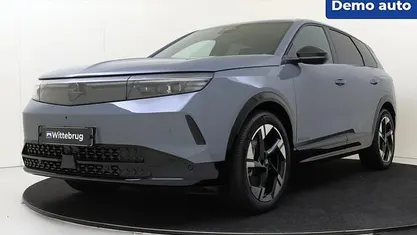 Grijs Occasion 2025 Opel Grandland Electric Business Edition SUV | € 38.925 (Eerlijke prijs)