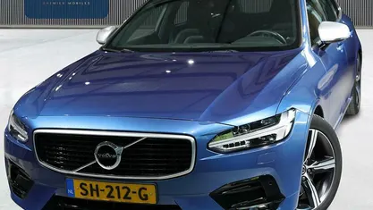 Blauw Gebruikt 2018 Volvo V90 R-Design Stationwagen | € 23.900 (Eerlijke prijs)
