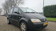 Zwart Gebruikt 2004 Fiat Idea Dynamic MPV | € 1.299 (Eerlijke prijs)
