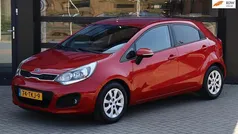 Rood Gebruikt 2012 Kia Rio Comfort Hatchback | € 7.995 (Eerlijke prijs)