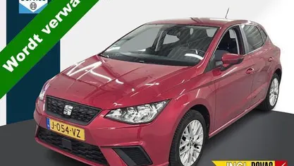 Rood (metallic) Gebruikt 2020 Seat Ibiza Business Hatchback | € 12.700 (Goede deal)