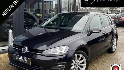 Gebruikt 2014 VW Golf VII Highline Hatchback | € 10.195 (Eerlijke prijs)