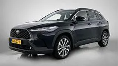 Zwart Gebruikt 2024 Toyota Corolla Cross Style SUV | € 34.495 (Goede deal)