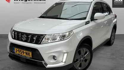 Wit Occasion 2020 Suzuki Vitara SUV | € 19.495 (Eerlijke prijs)