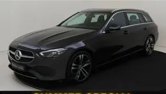 Grijs Gebruikt 2023 Mercedes 180 Luxury Sedan | € 39.945 (Eerlijke prijs)