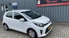 Wit Gebruikt 2020 Kia Picanto Play Hatchback | € 8.750 (Eerlijke prijs)