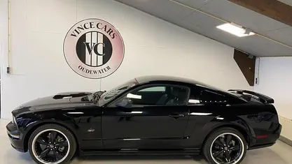 Zwart Gebruikt 2006 Ford Mustang Coupé | € 17.950 (Eerlijke prijs)