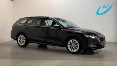 Zwart Gebruikt 2021 Skoda Octavia Business Line Stationwagen | € 16.750 (Eerlijke prijs)