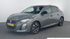 Grijs Gebruikt 2024 Peugeot 208 Allure Hatchback | € 20.395 (Eerlijke prijs)