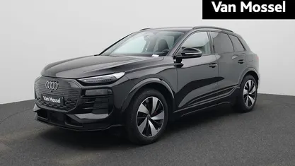 Zwart Gebruikt 2025 Audi Q6 e-tron SUV | € 64.900 (Goede deal)