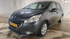 Grijs Gebruikt 2014 Peugeot 208 Envy Hatchback | € 6.995 (Eerlijke prijs)