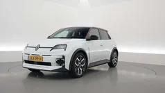 Gebruikt 2025 Renault R5 Iconic Hatchback | € 32.900 (Eerlijke prijs)