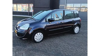 Occasion Renault Grand Modus Expression 75 PK (55 kW) 2009 MPV