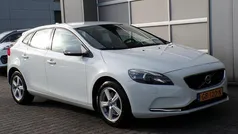Gebruikt 2014 Volvo V40 Summum Stationwagen | € 10.950 (Eerlijke prijs)